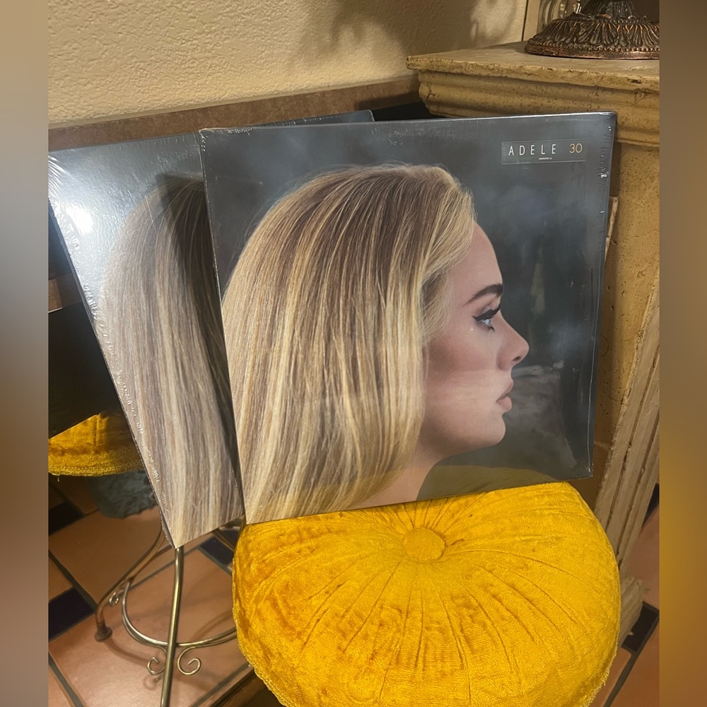 Adele 30 Vinyl bundle lot of two (2) Christmas gifts presents Adele music
